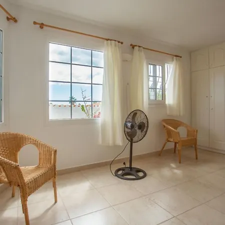 Casa Carmela - Private Heated Pool Villa *